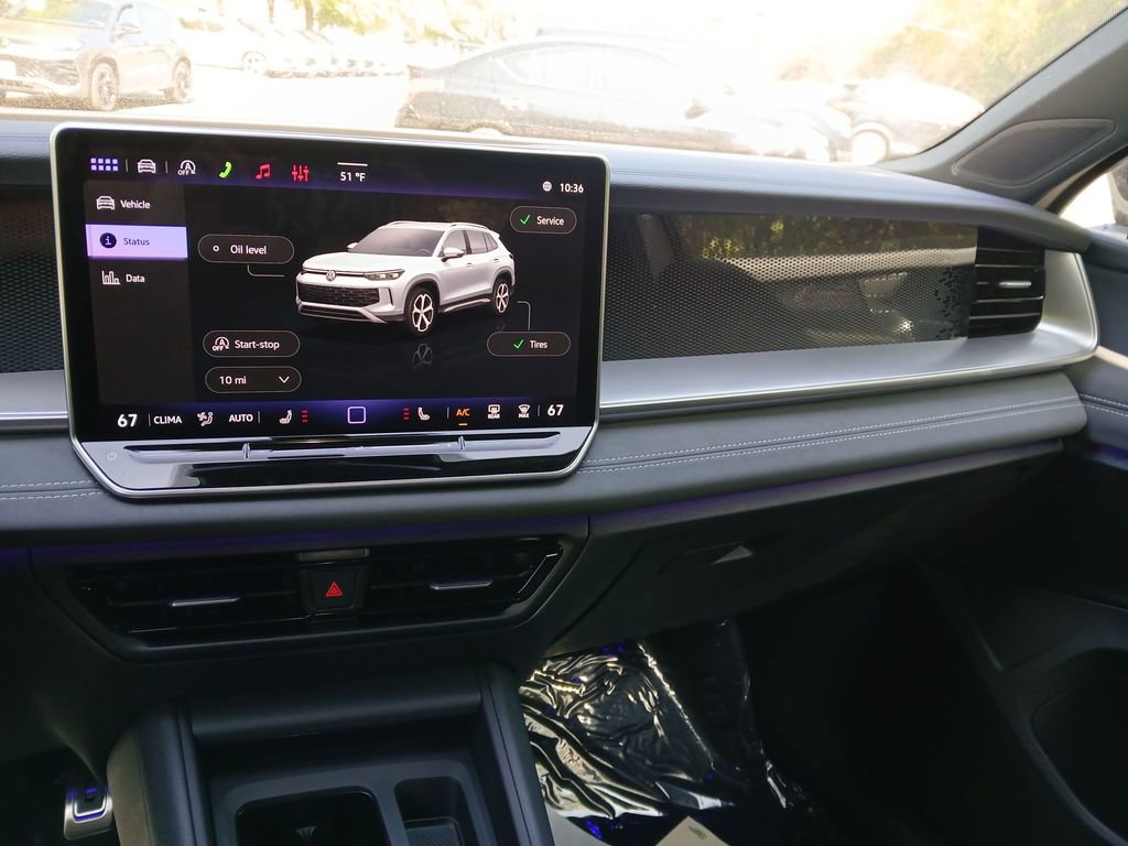New 2026 Volkswagen Tiguan SE R-Line image 17