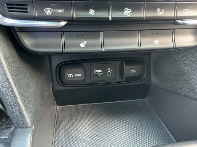Used 2019 Hyundai Santa Fe Limited AWD/4WD image 24
