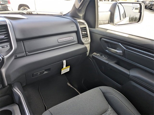 New 2026 RAM 1500 4x4 Crew Cab image 16