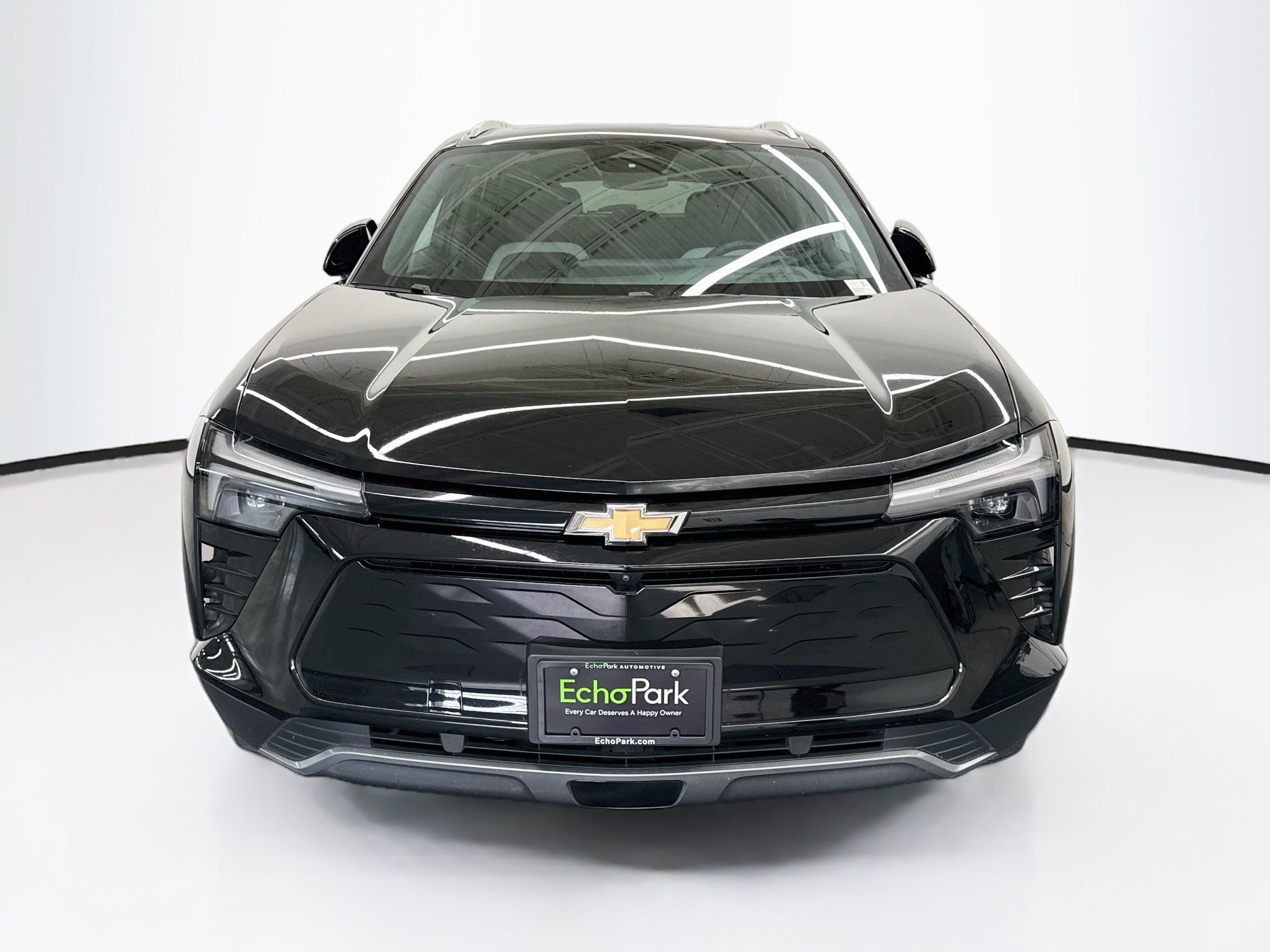 Used 2024 Chevrolet Blazer EV LT AWD/4WD image 2