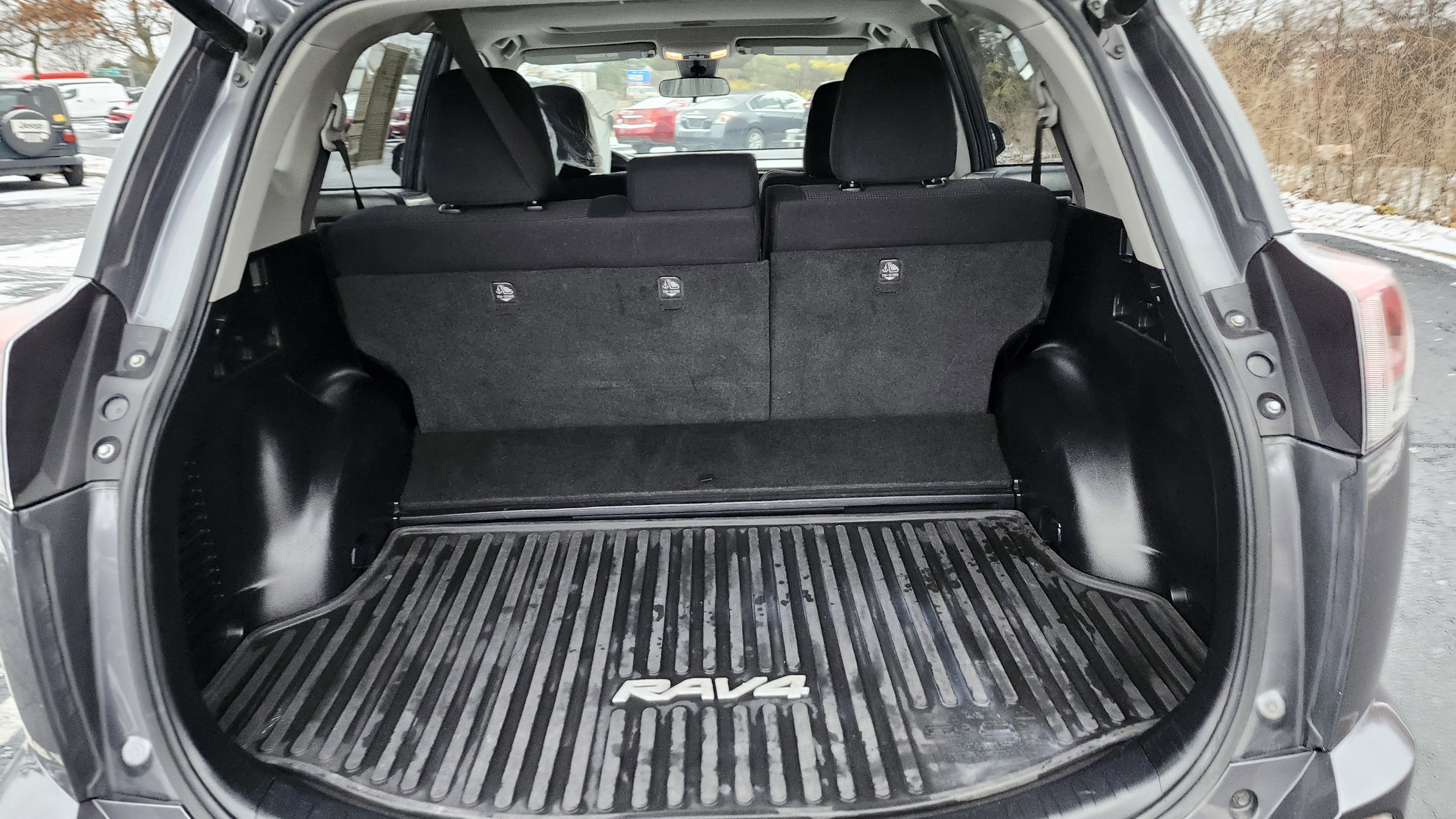 Used 2017 Toyota RAV4 XLE w/ All Weather Liner Package image 22