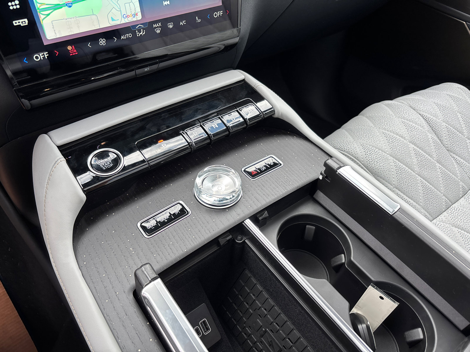 New 2025 Lincoln Navigator L Black Label image 23