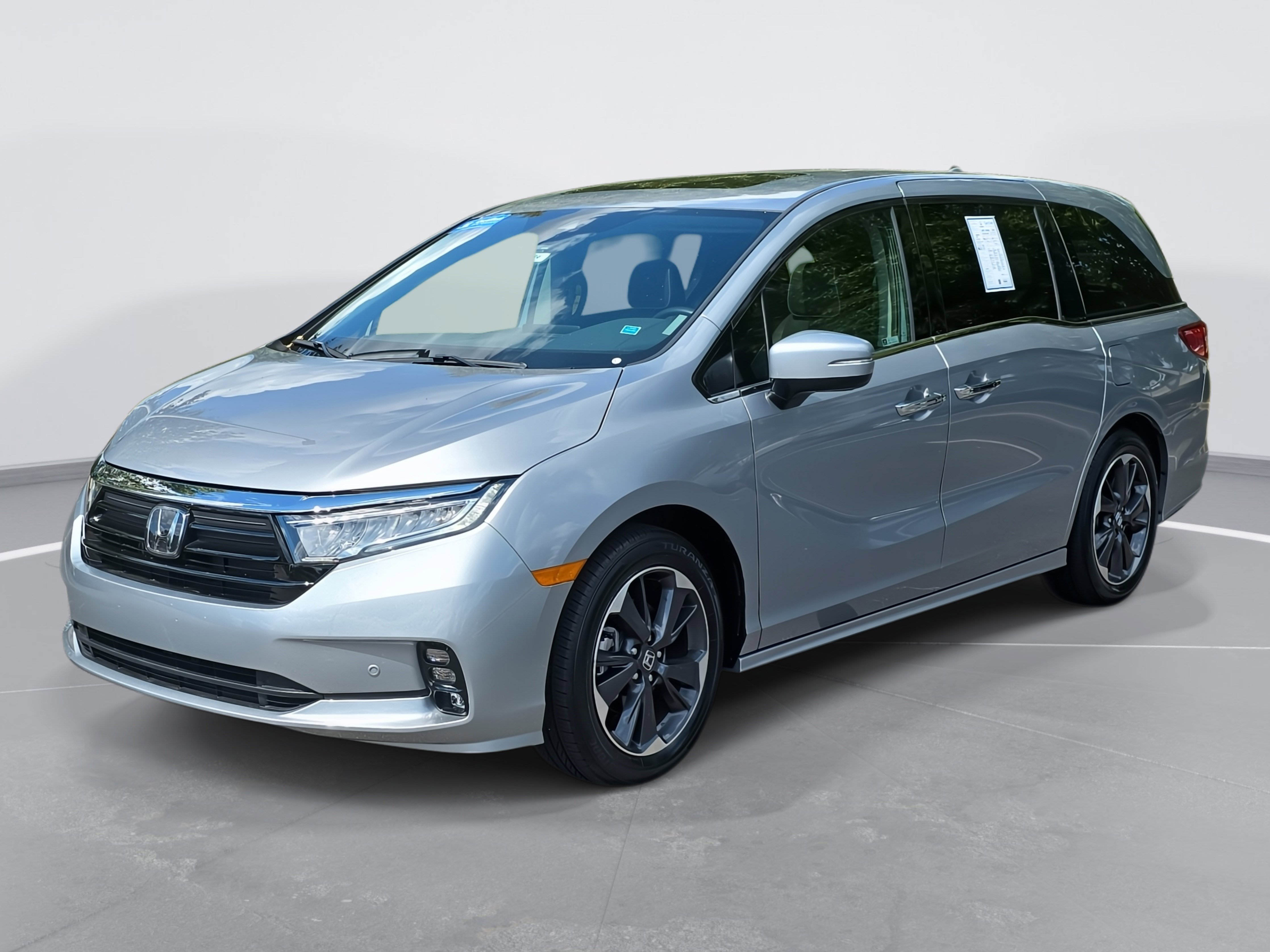 Used 2024 Honda Odyssey Elite