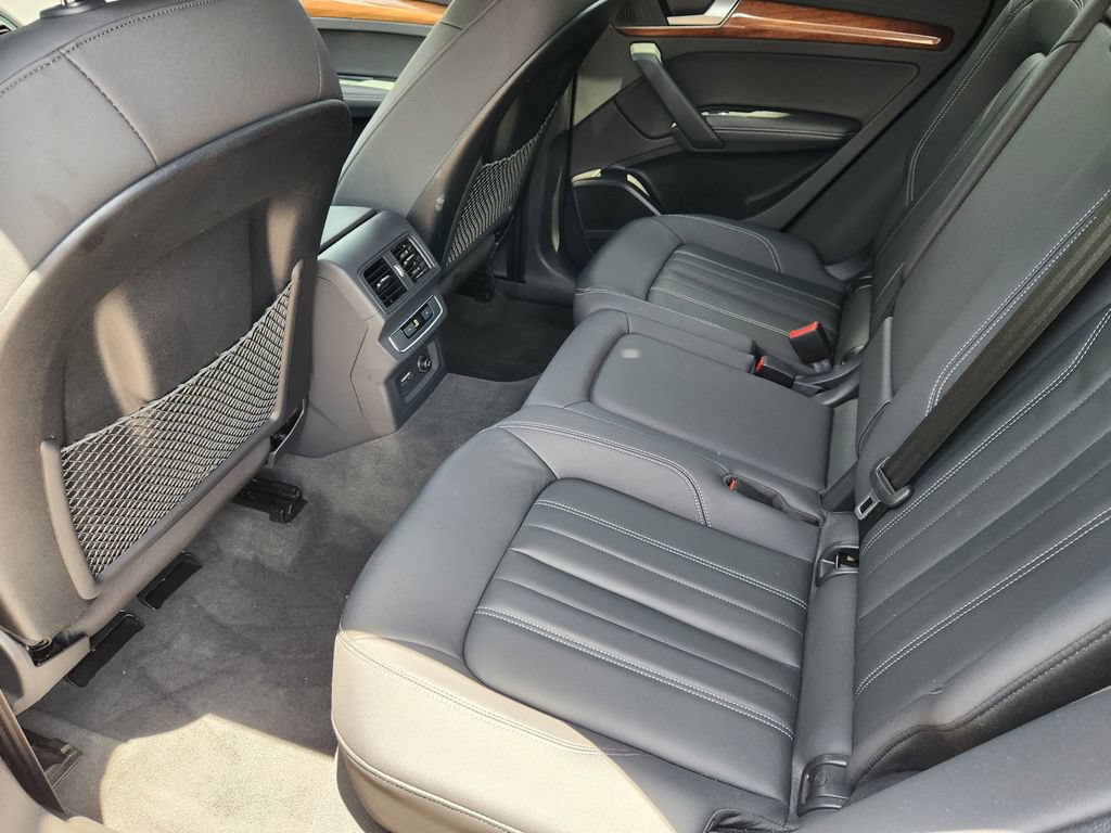 Certified 2022 Audi Q5 2.0T Premium Plus AWD/4WD image 35