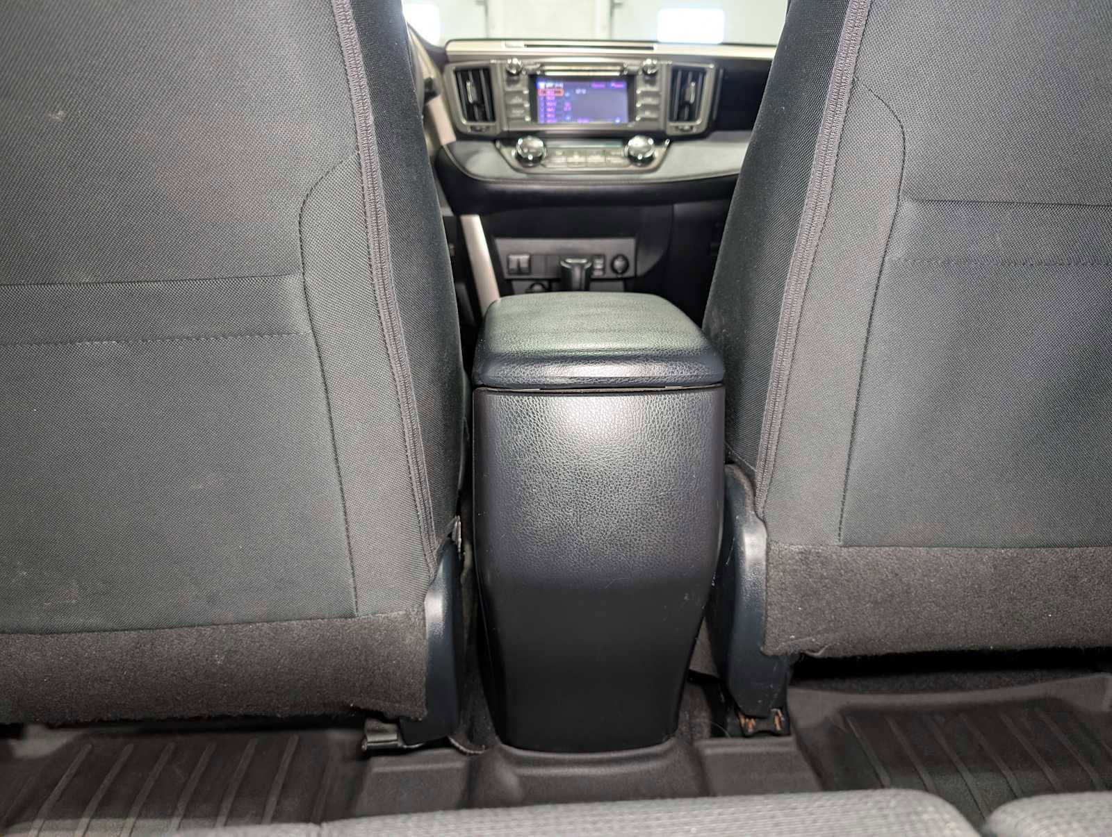 Used 2013 Toyota RAV4 XLE image 23