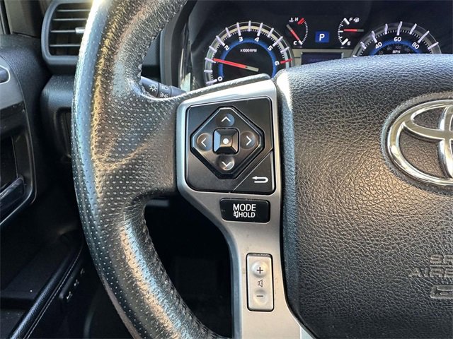Used 2016 Toyota 4Runner Limited image 13