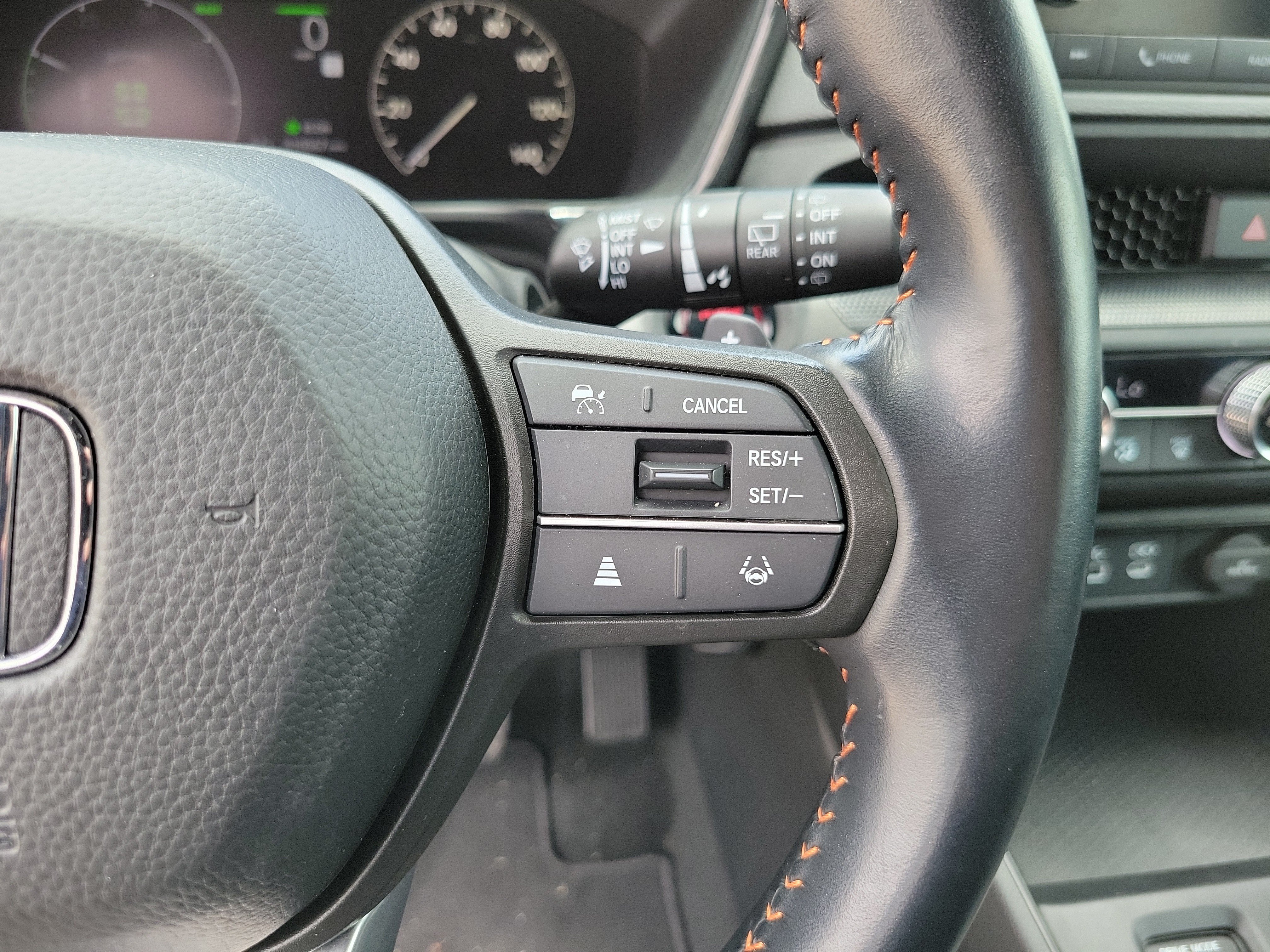 Used 2025 Honda CR-V Sport image 29