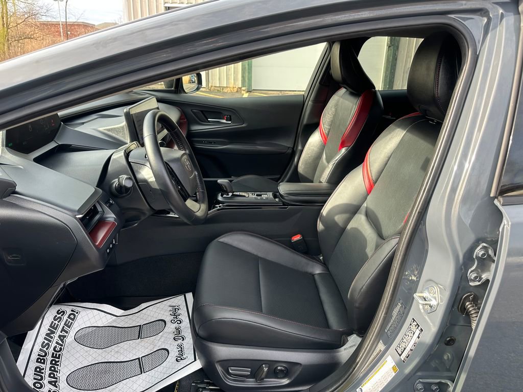 Used 2024 Toyota Prius Prime FWD image 23