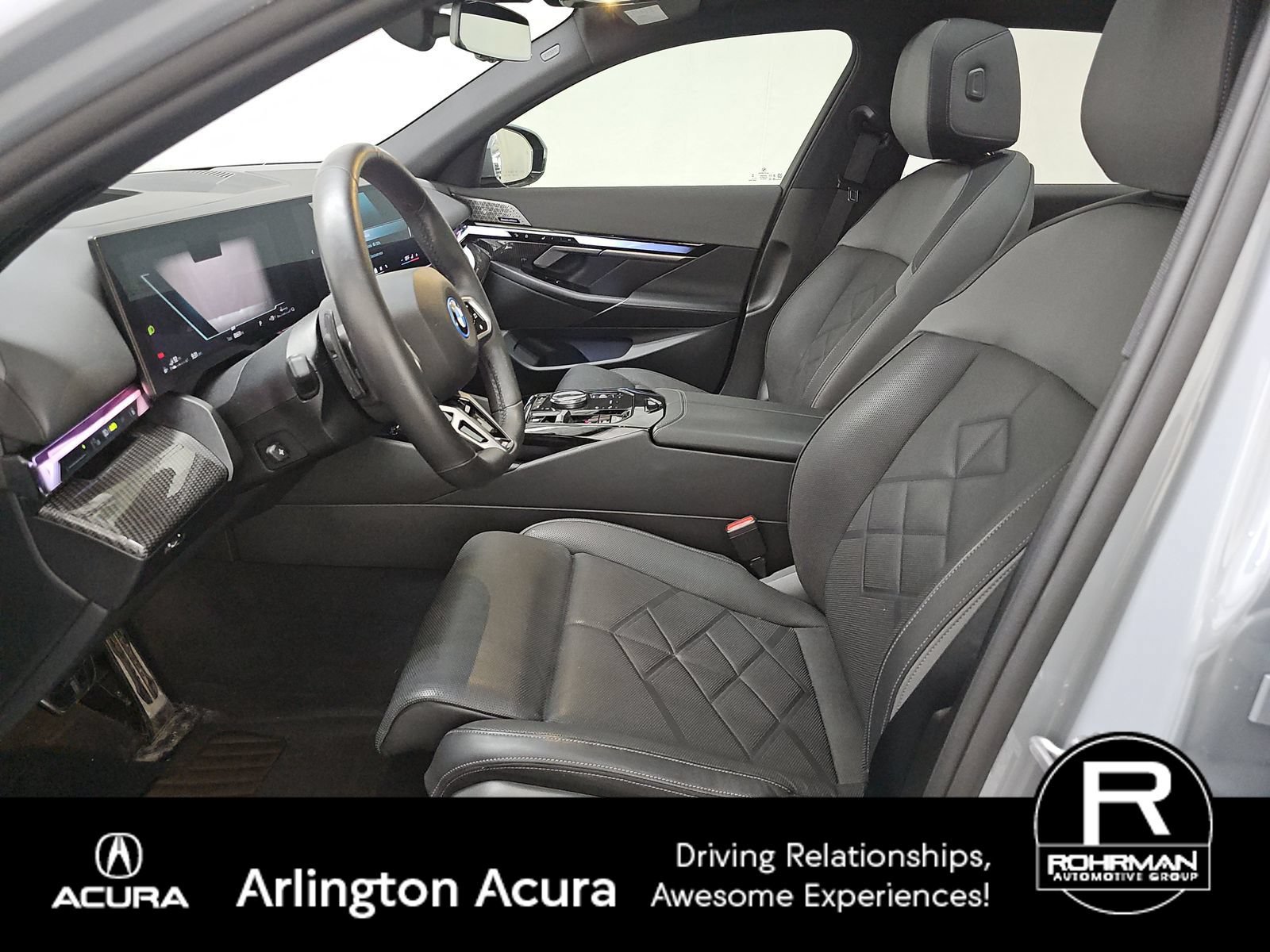 Used 2026 BMW 550e xDrive AWD/4WD image 9