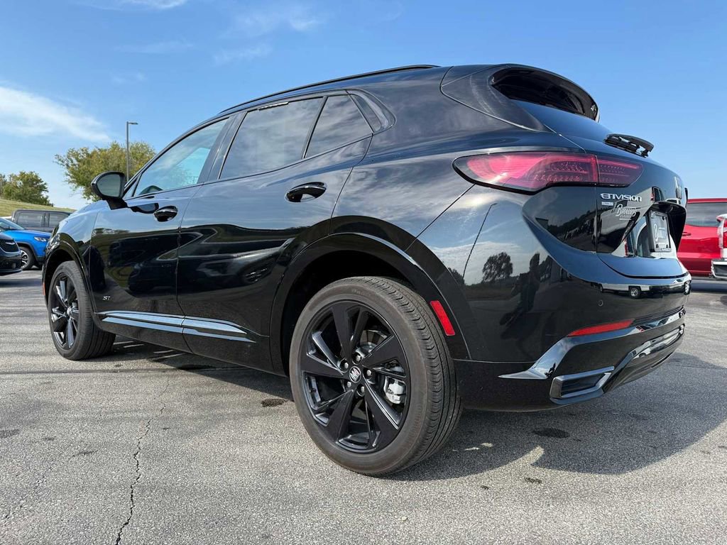 Used 2025 Buick Envision Sport Touring image 8