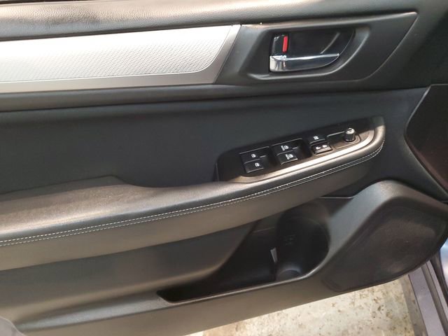 Used 2017 Subaru Legacy 2.5i Premium image 11