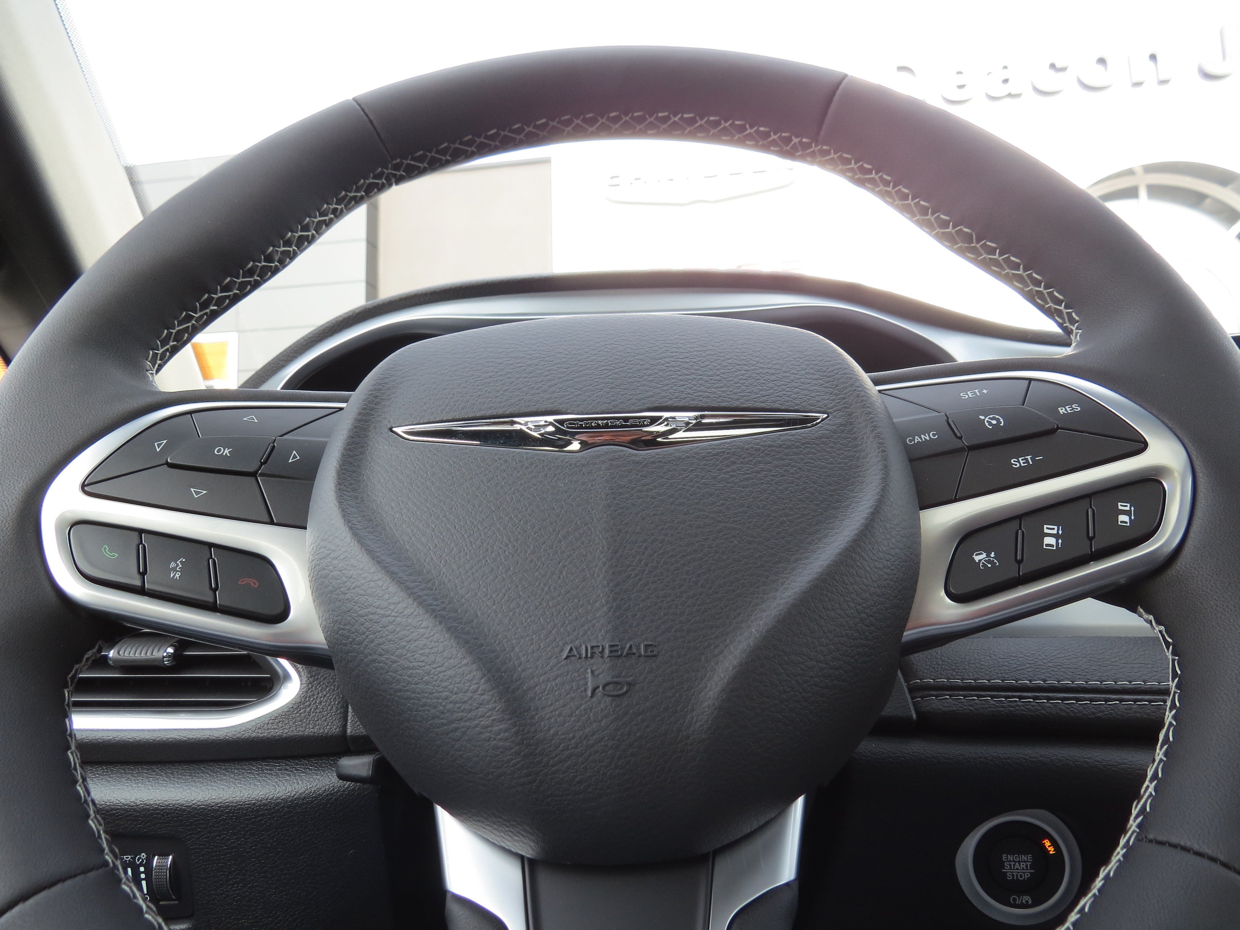 New 2026 Chrysler Pacifica Limited FWD image 21