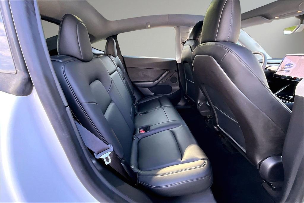 Used 2020 Tesla Model Y Long Range AWD/4WD image 23