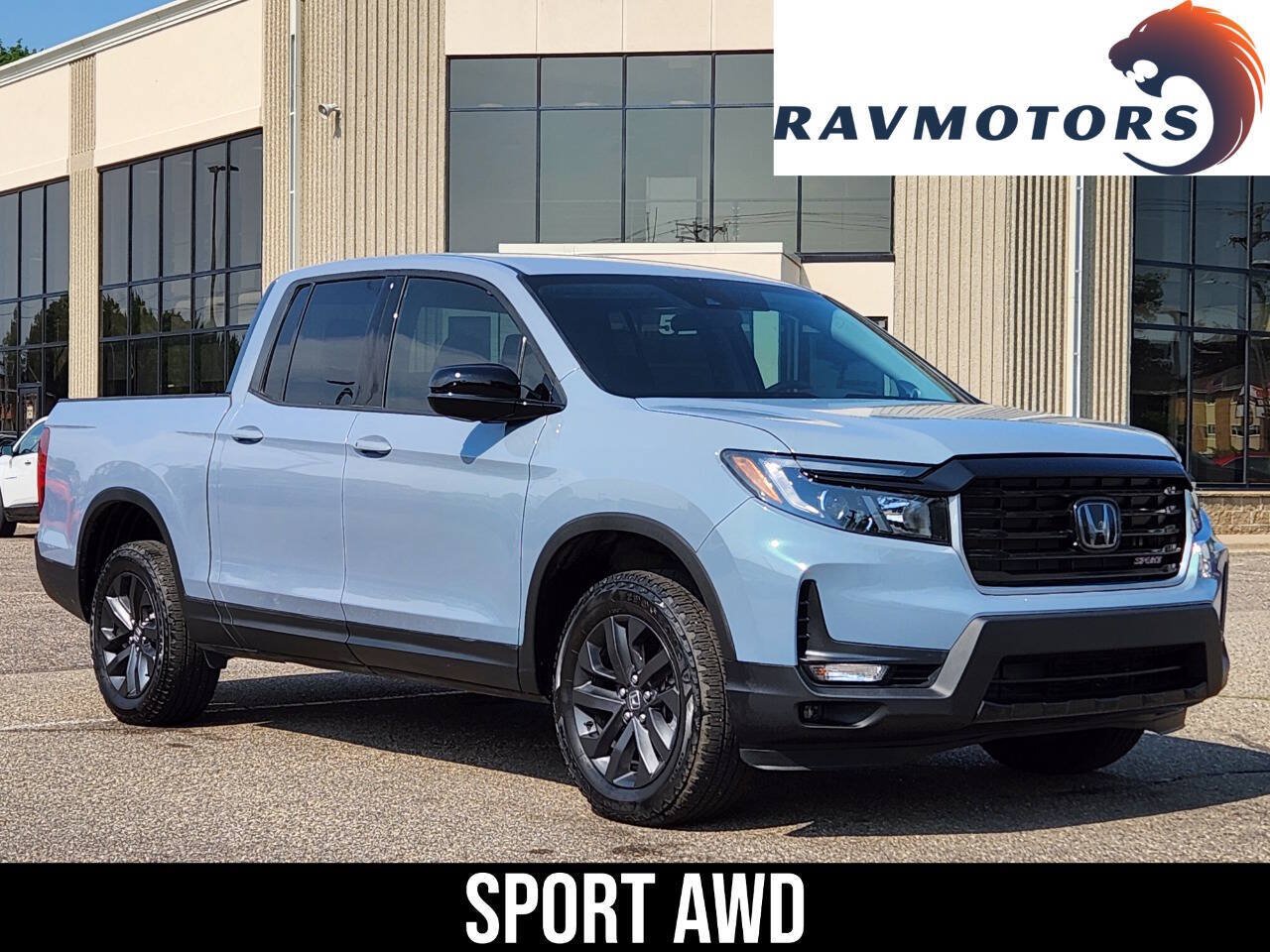 Used 2025 Honda Ridgeline Sport image 1