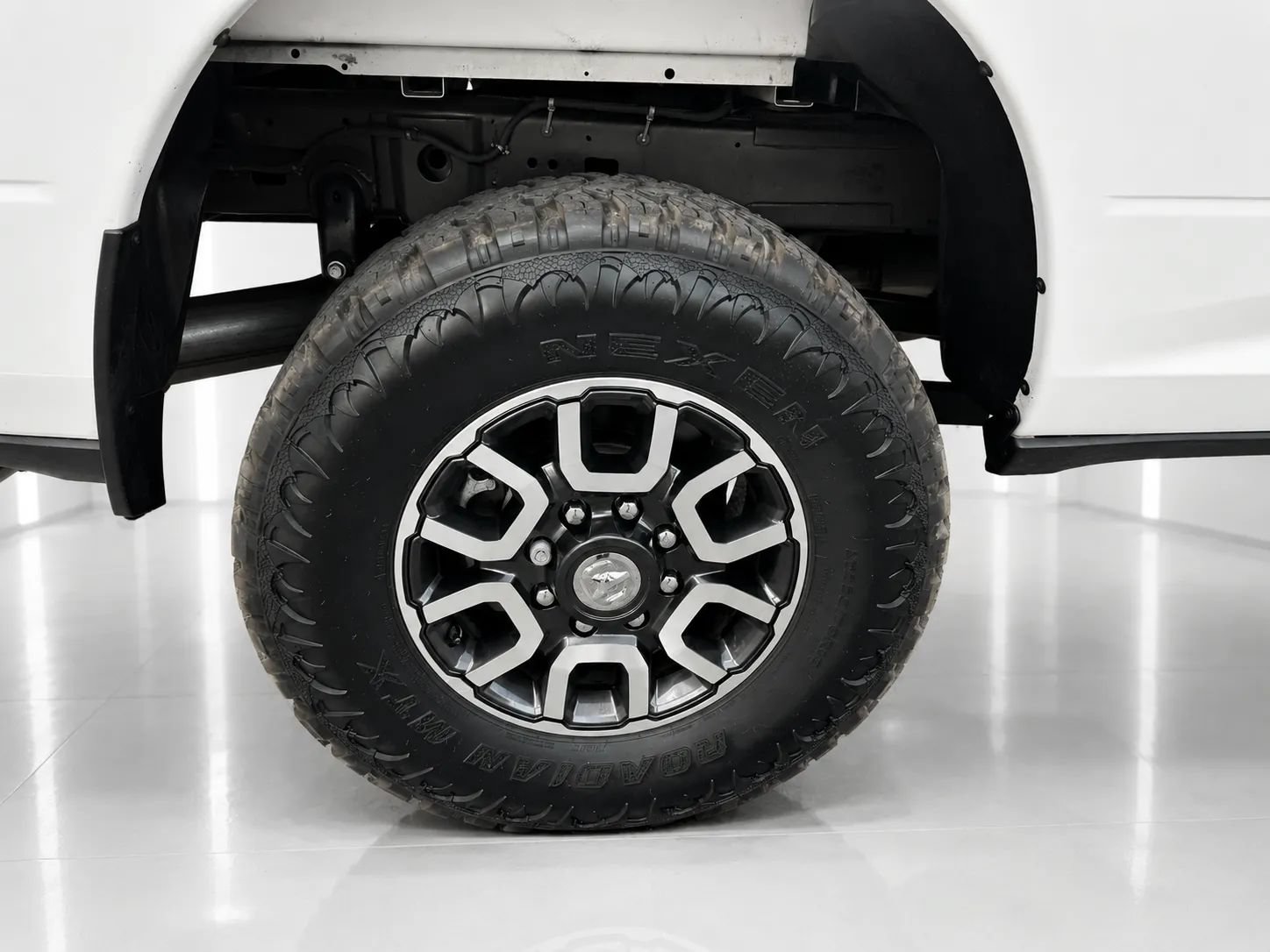 Used 2021 RAM 2500 Big Horn AWD/4WD image 9