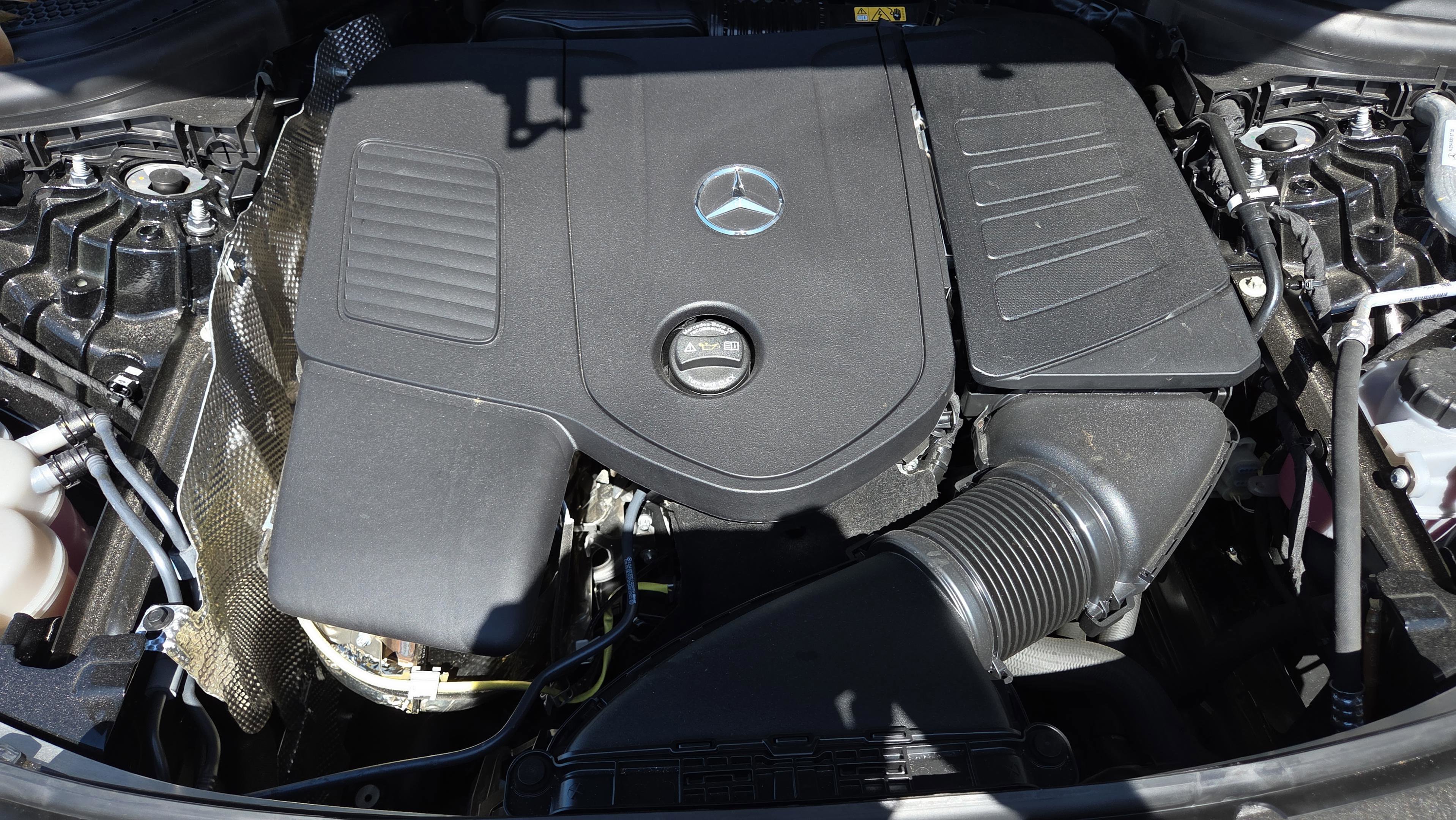 Used 2026 Mercedes-Benz GLC 300 image 23