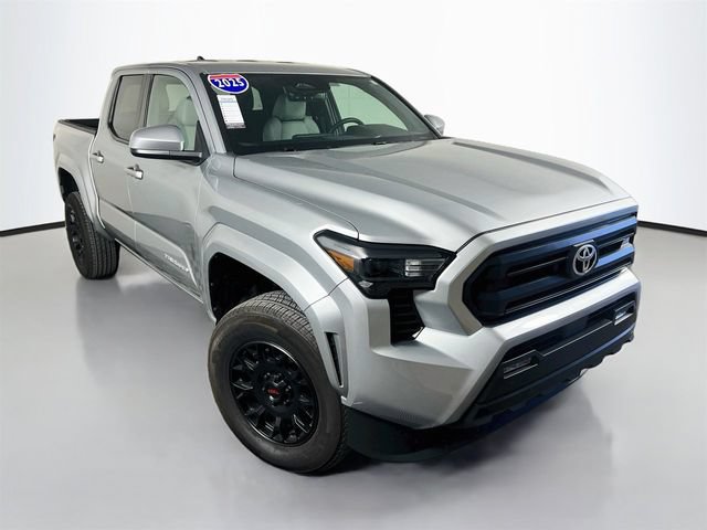Used 2025 Toyota Tacoma SR5 RWD image 2