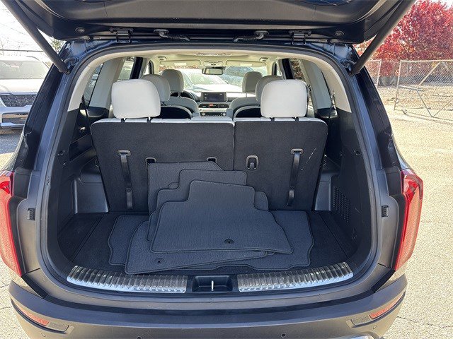 Used 2021 Kia Telluride SX w/ Towing Package image 18