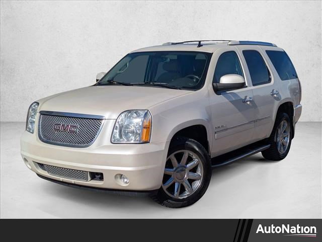 Used 2014 GMC Yukon Denali image 1