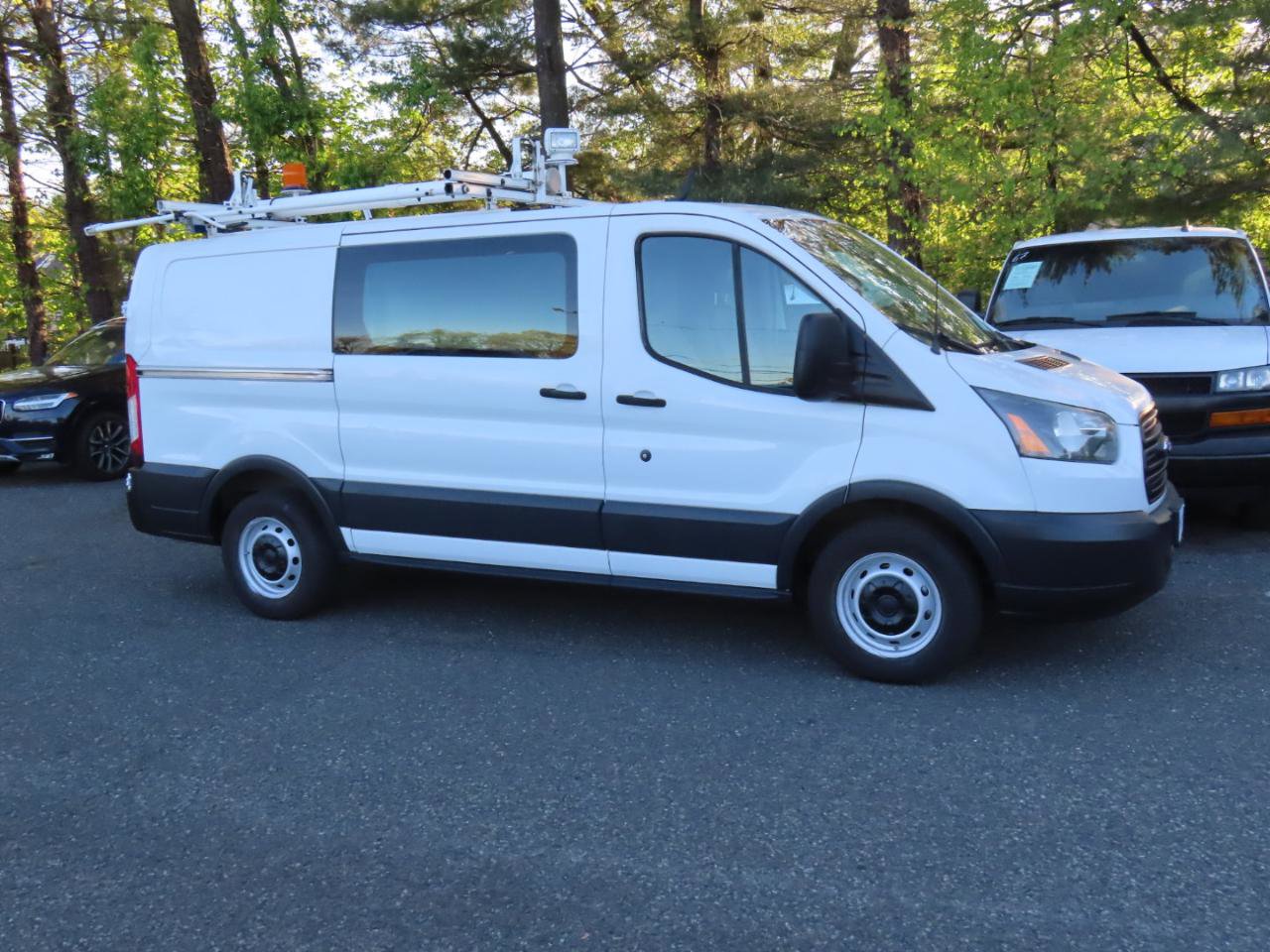 Used 2015 Ford Transit 150 130 Low Roof RWD image 7