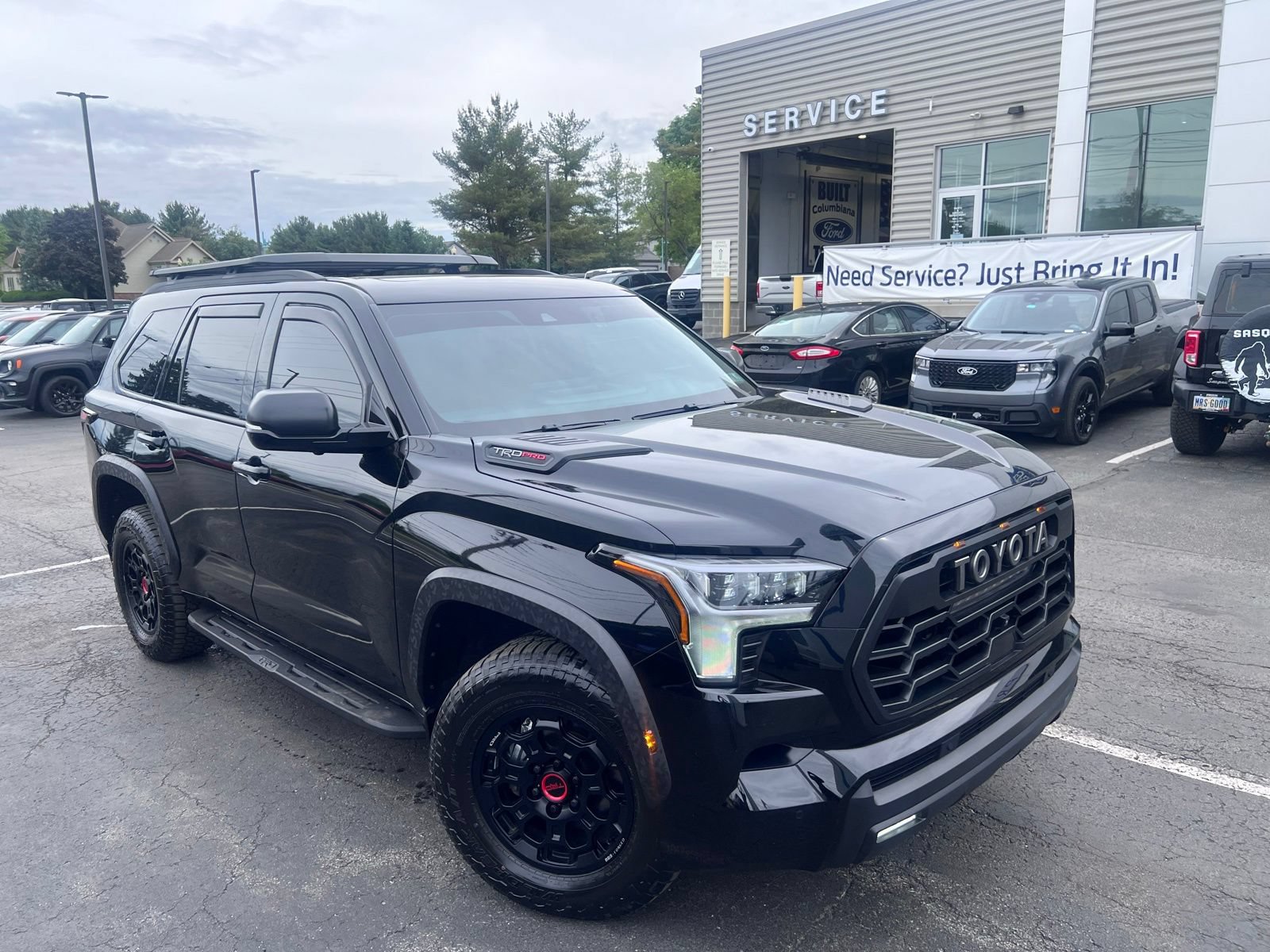 Used 2025 Toyota Sequoia TRD Pro w/ Tow Technology Package AWD/4WD image 22