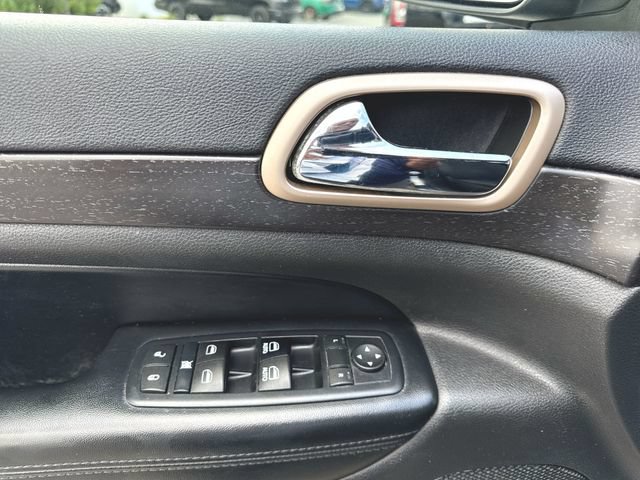 Used 2016 Jeep Grand Cherokee Laredo w/ Quick Order Package 23E AWD/4WD image 22