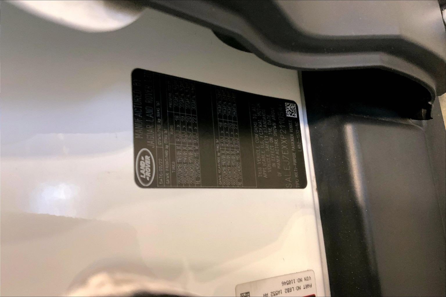 Used 2023 Land Rover Defender 110 S image 4