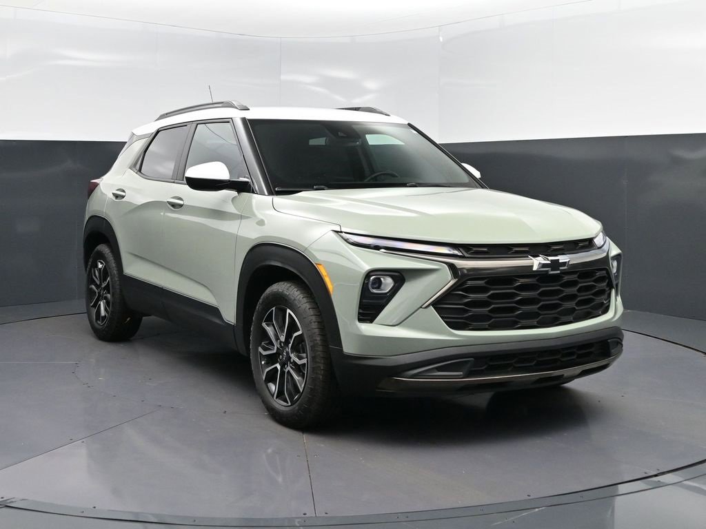 Used 2025 Chevrolet TrailBlazer ACTIV w/ Convenience Package image 9