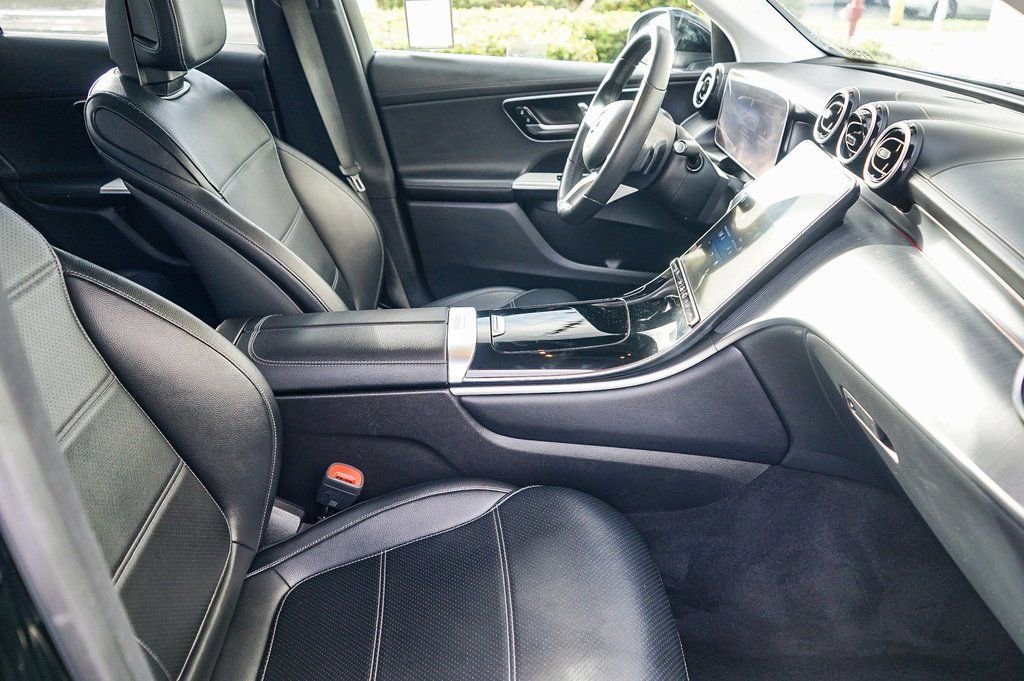 Used 2024 Mercedes-Benz GLC 300 image 15