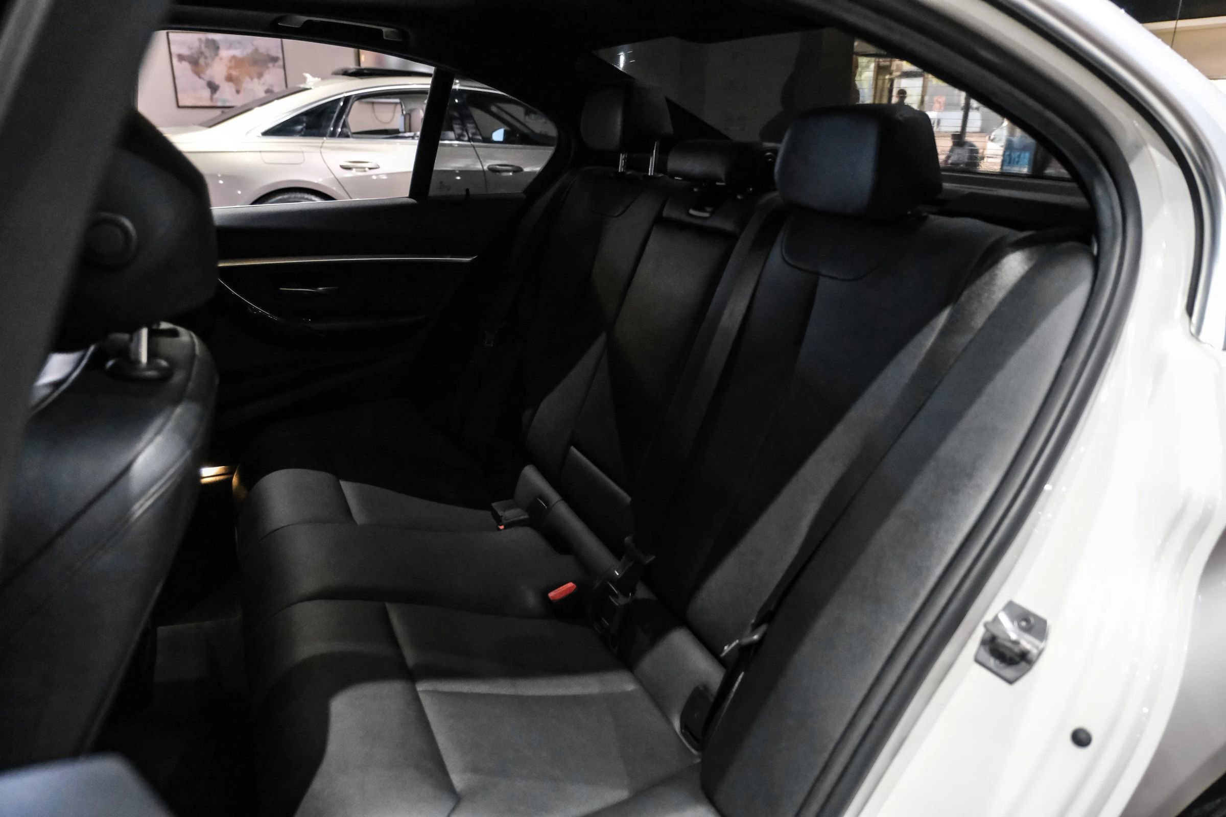 Used 2018 BMW 330i Sedan RWD image 31