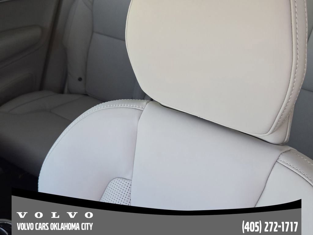 Used 2026 Volvo XC90 B6 Ultra w/ Protection Package Premier image 14