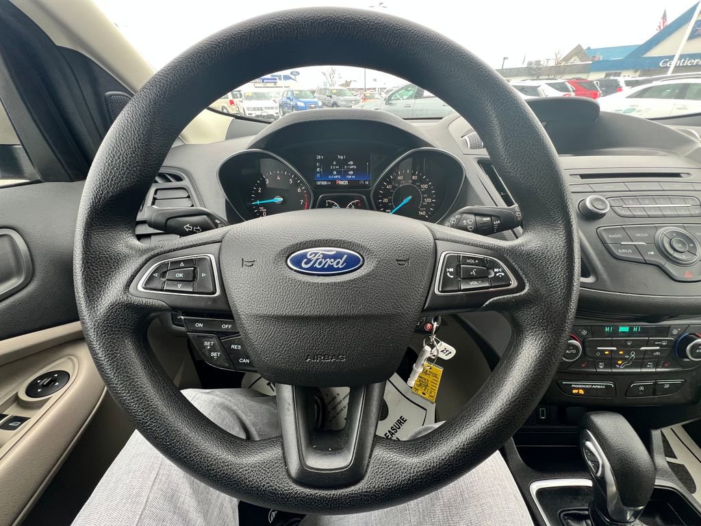 Used 2018 Ford Escape SE image 22