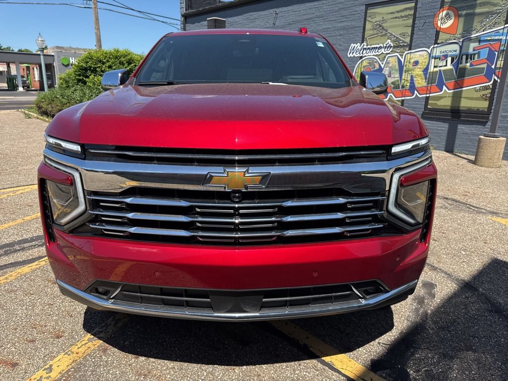 New 2026 Chevrolet Suburban Premier AWD/4WD image 2