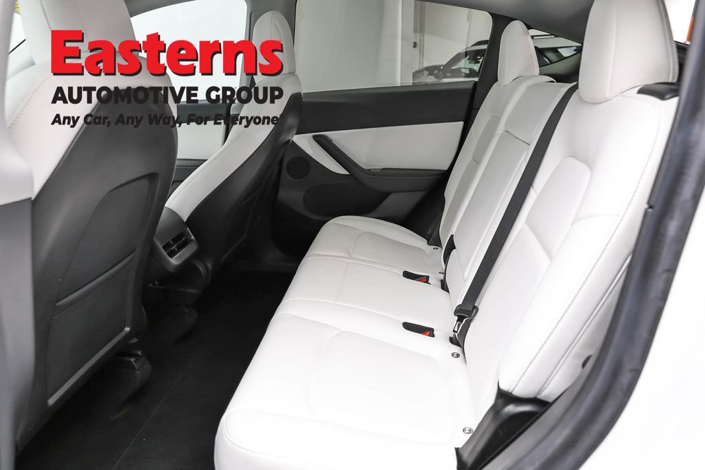 Used 2020 Tesla Model Y Long Range image 19