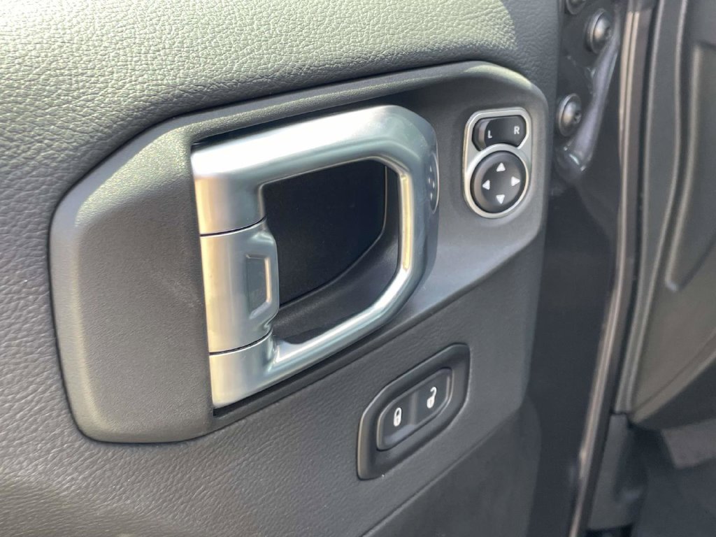 New 2027 Jeep Wrangler Unlimited Sahara AWD/4WD image 25