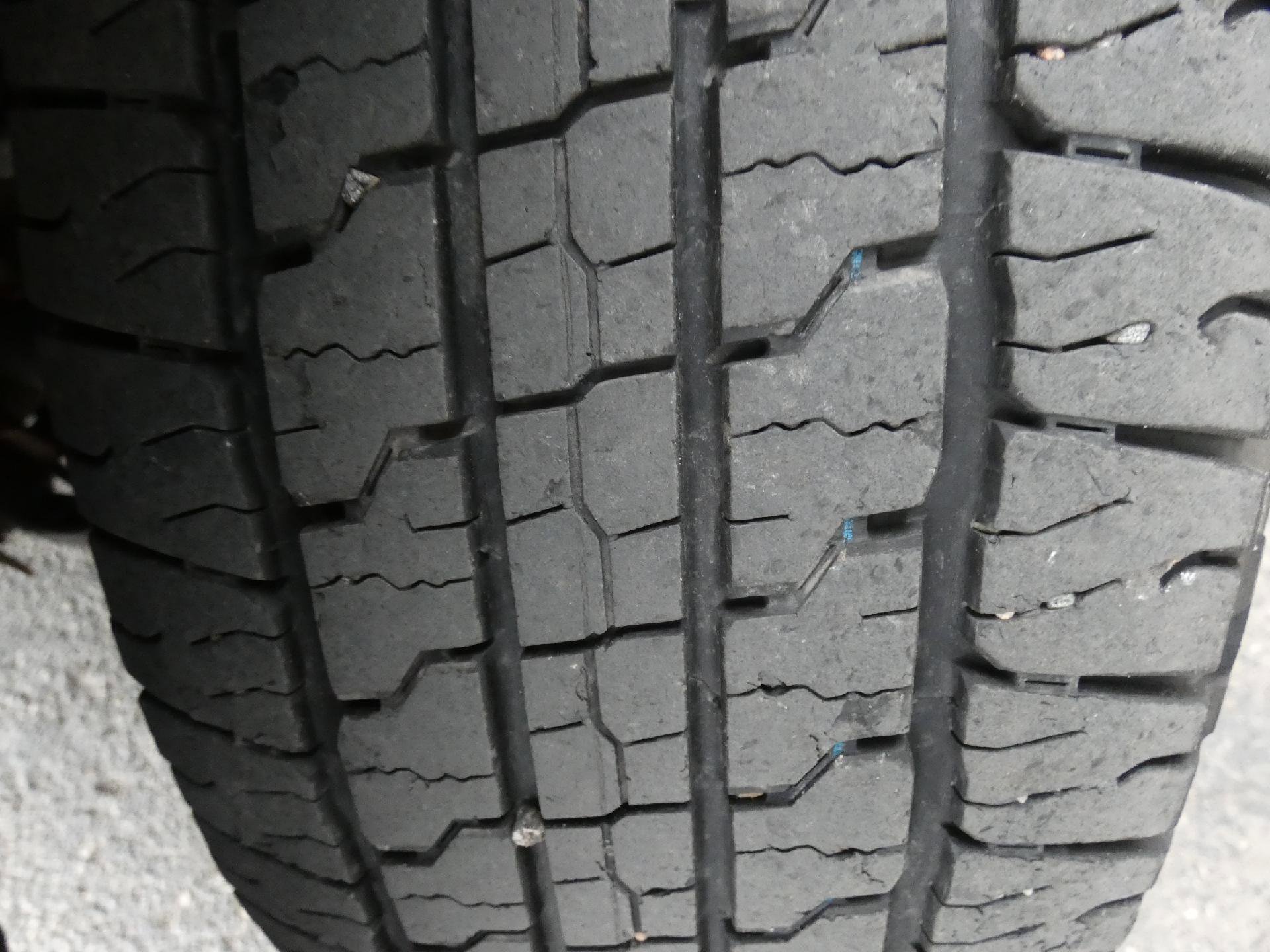 Used 2020 GMC Sierra 1500 SLE w/ SLE Value Package AWD/4WD image 9