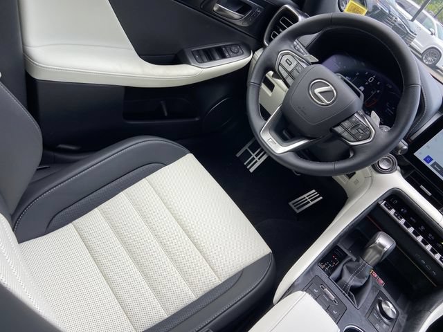 New 2026 Lexus IS 350 F Sport AWD/4WD image 15