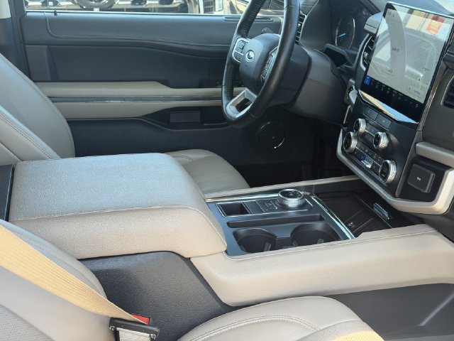 Used 2024 Ford Expedition Max XLT RWD image 19