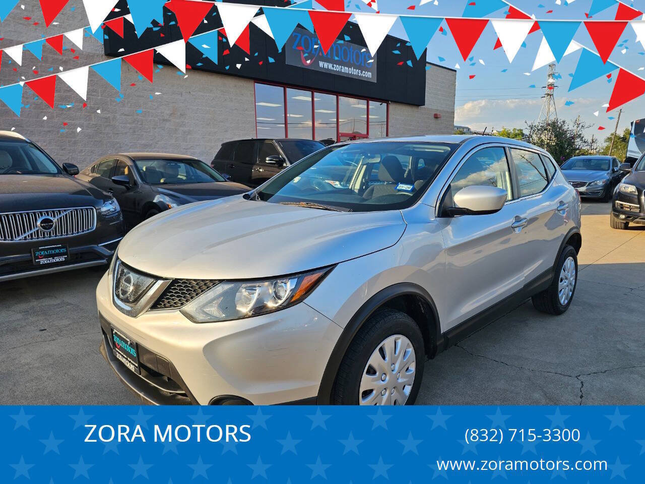 Used 2019 Nissan Rogue Sport S FWD image 1