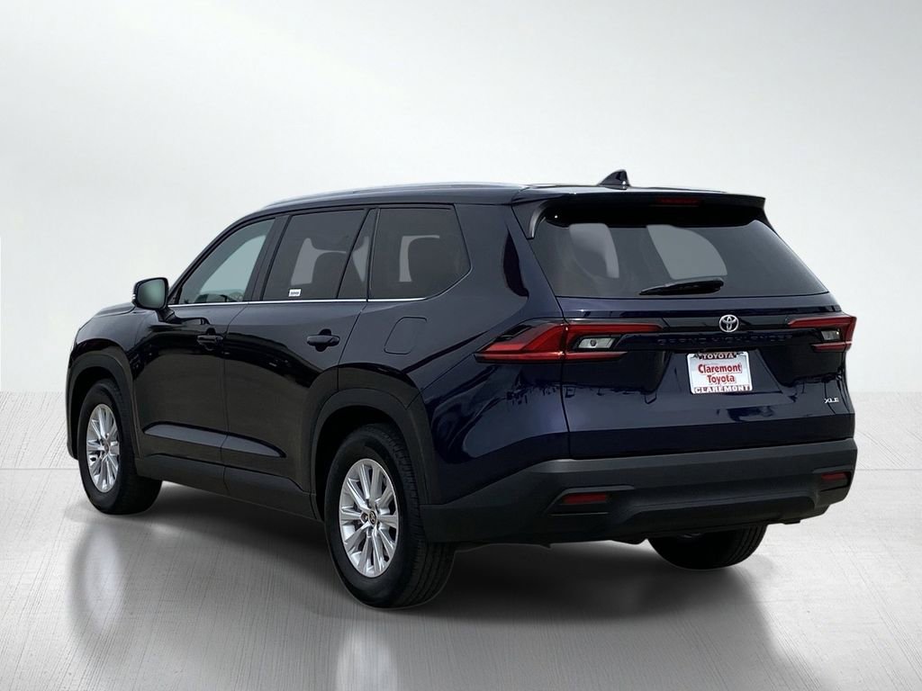 Certified 2025 Toyota Grand Highlander FWD image 4