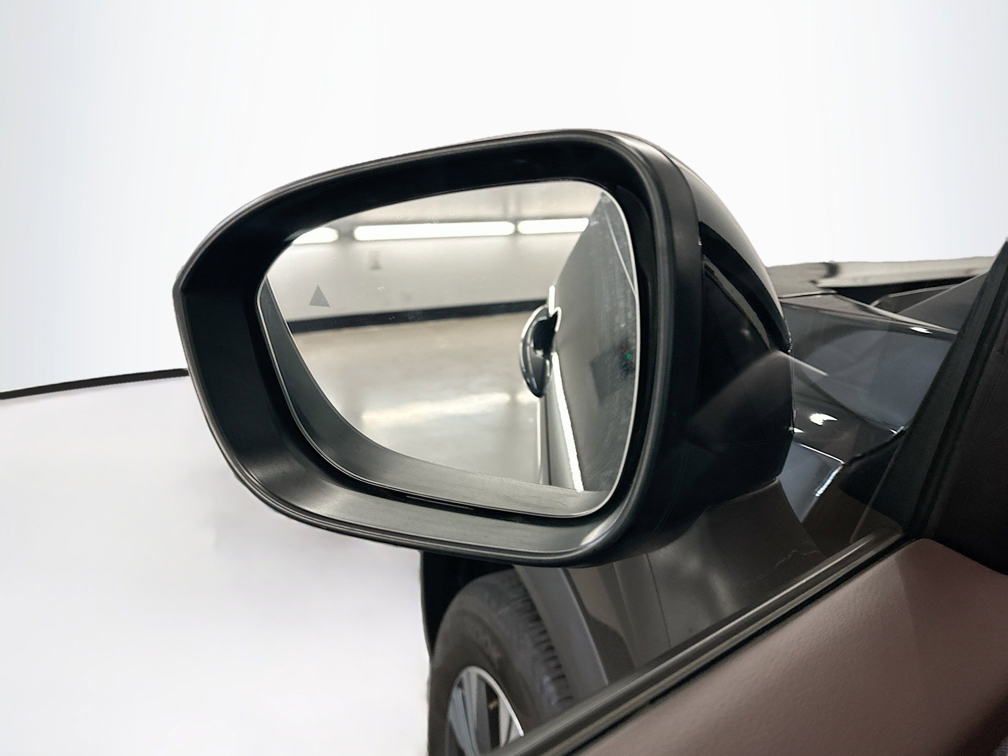 Used 2023 Nissan Rogue SV AWD/4WD image 16