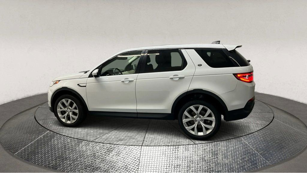 Used 2021 Land Rover Discovery Sport SE image 5