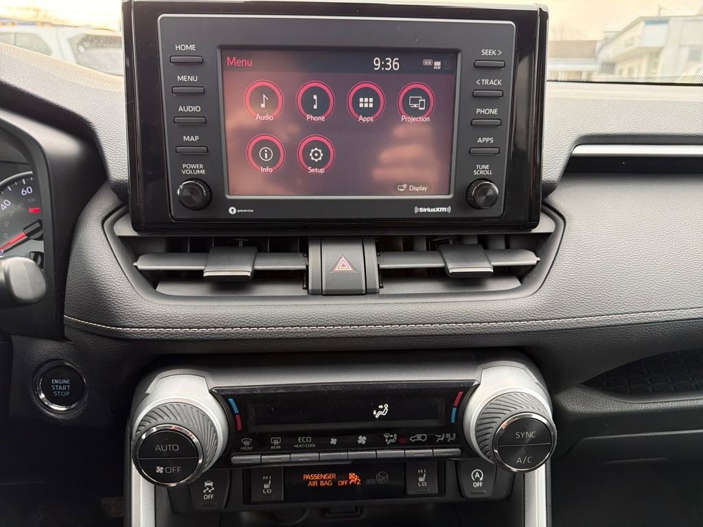 Used 2020 Toyota RAV4 XLE w/ Convenience Package AWD/4WD image 43