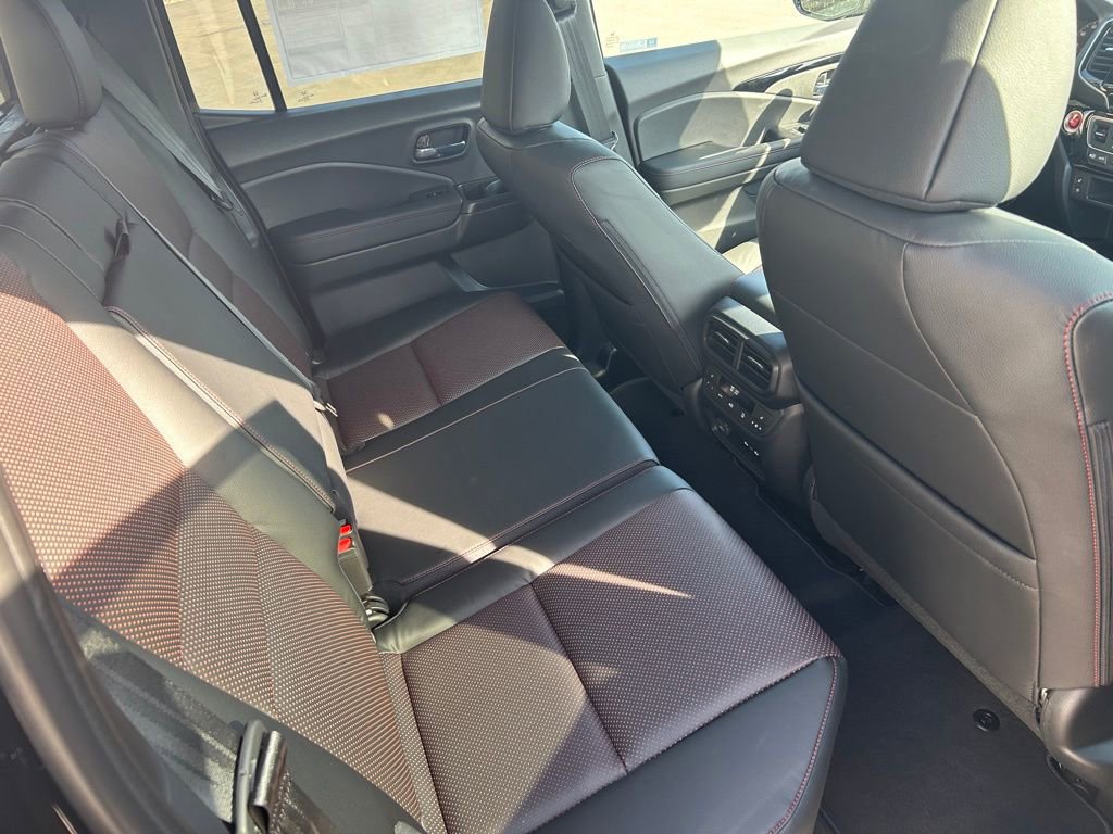 New 2026 Honda Ridgeline Black Edition image 14