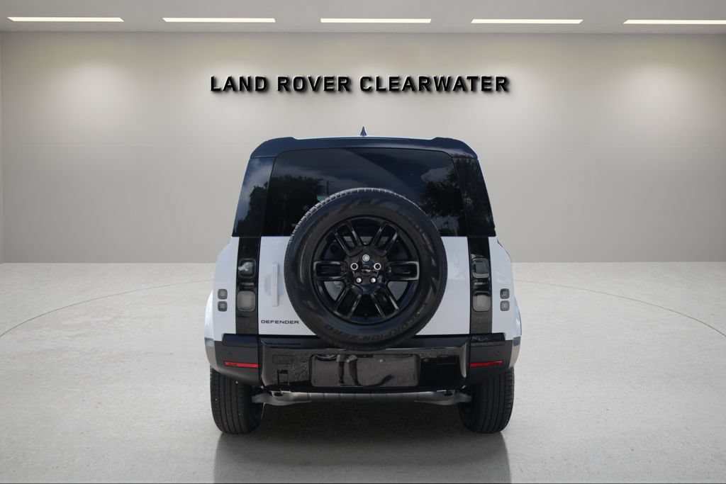 New 2026 Land Rover Defender 110 S AWD/4WD image 4