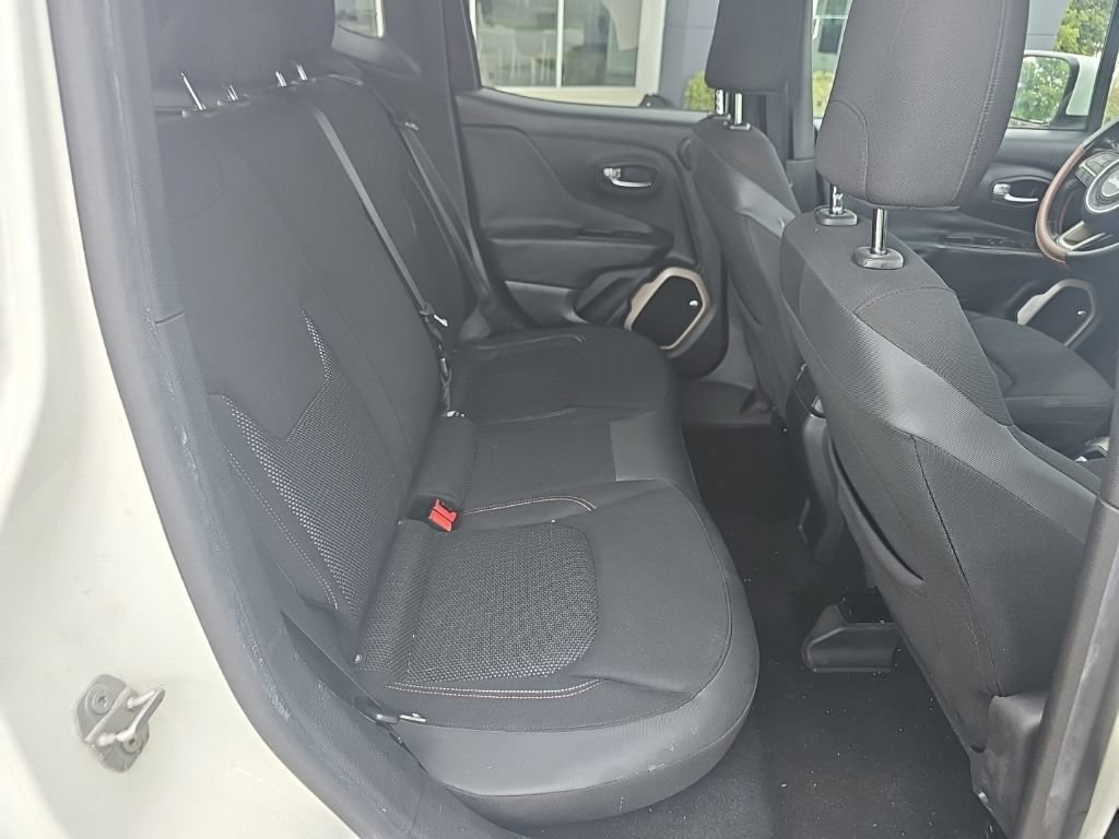 Used 2016 Jeep Renegade 75th Anniversary FWD image 20