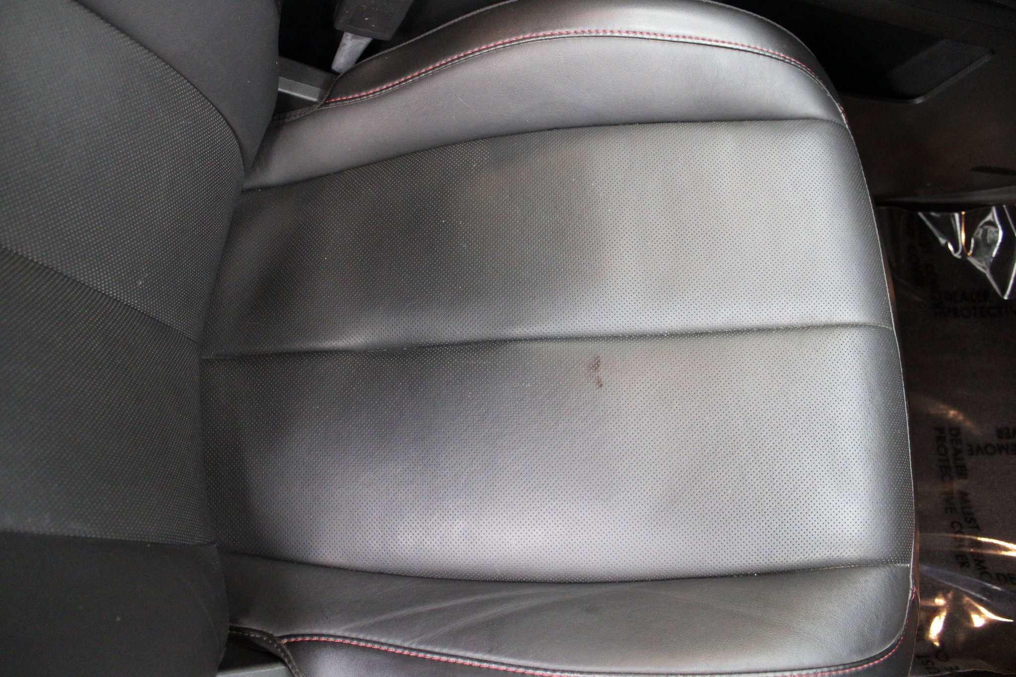 Used 2016 Chevrolet Equinox LTZ w/ Enhanced Convenience Package image 29