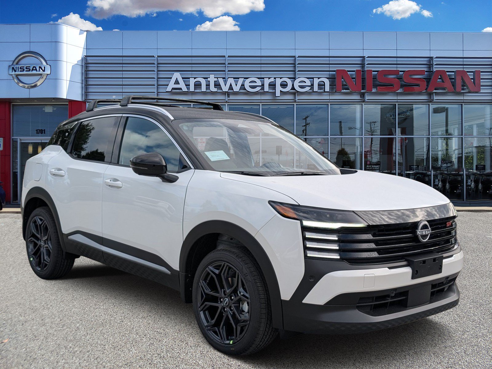 New 2027 Nissan Kicks SR AWD/4WD image 1