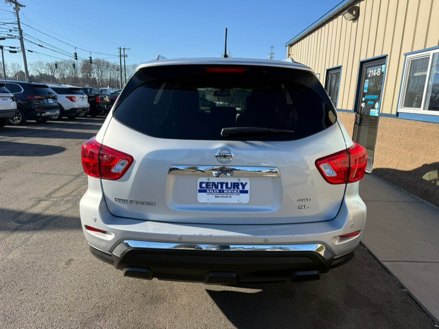 Used 2017 Nissan Pathfinder SL image 7