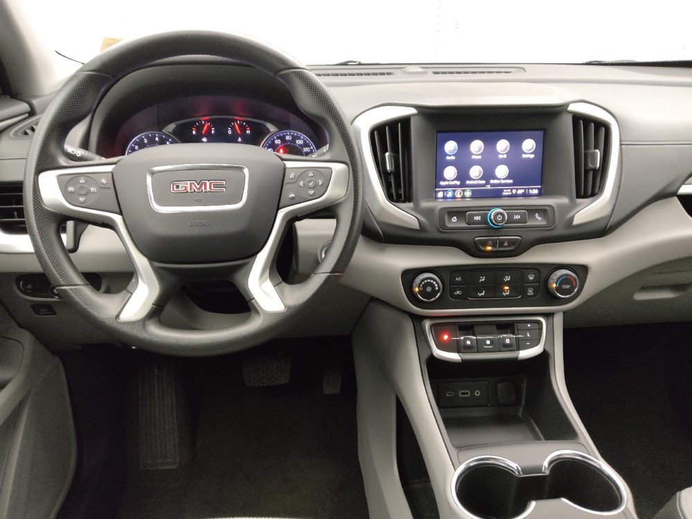 Used 2024 GMC Terrain SLE FWD image 22